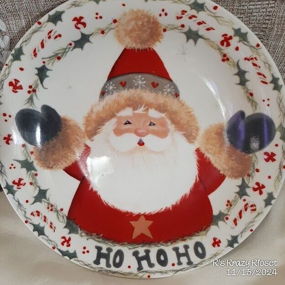 Studio 33 Santa Plate Christmas Holiday 8 Inch Decorative - Picture 1 of 13
